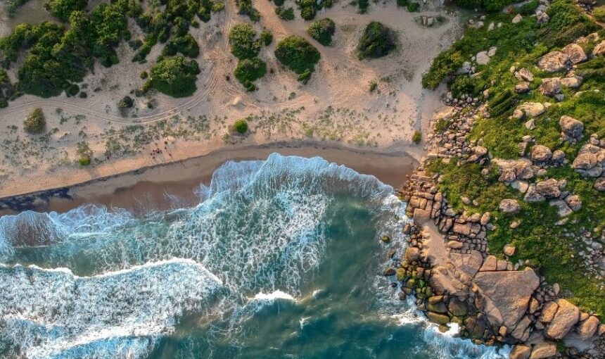 Sri Lanka Travel Guide: Culture, Nature, Adventure and Beaches